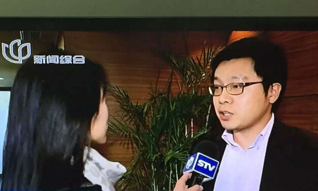 “汤加丽详述真相：我为什么要出人体写真(组图)”