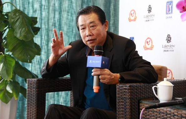 “昔日情侣李秉宪宋慧乔共同吊唁张真英(组图)”