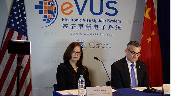 “贾云细谈与范冰冰绯闻：我是恩师也是大哥(图)”