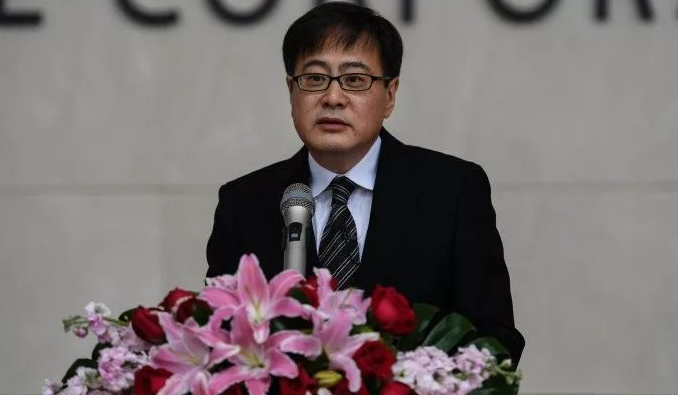“达比修玩腻性感女星 自曝恋上摔跤女王”