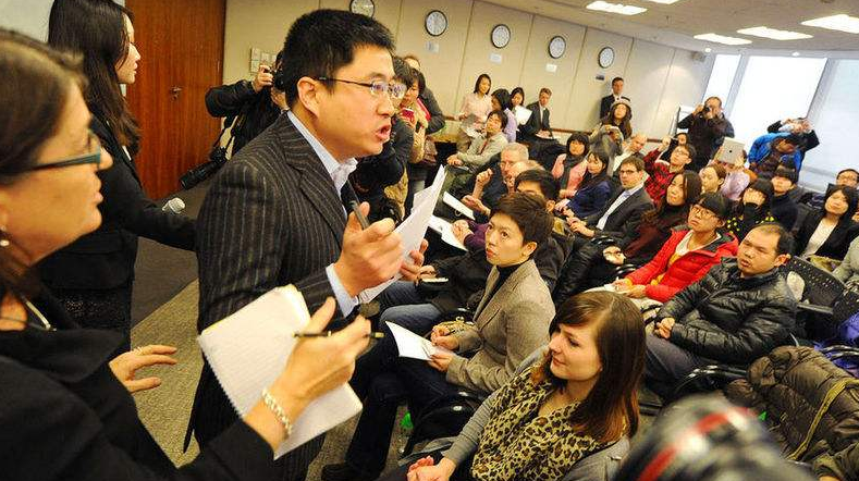 “36岁秋瓷炫与于晓光姐弟恋 悲惨身世被扒”